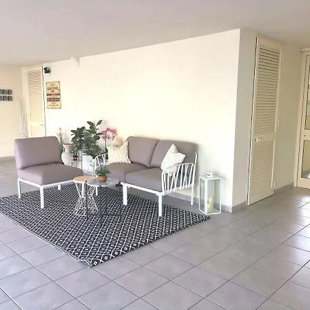 Albachiara Apartment *