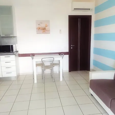 Albachiara Apartment *