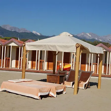 Albachiara Apartament *